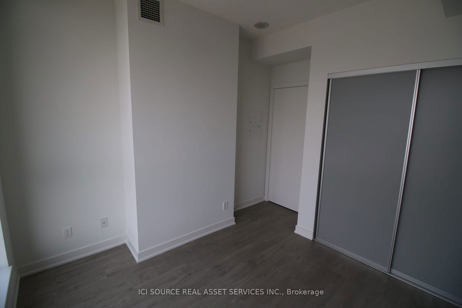 30 Nelson St, unit 2202 for rent