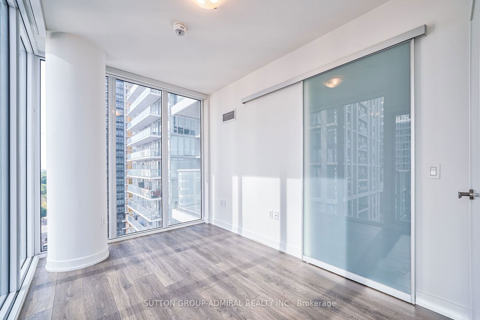 195 Redpath Ave, unit 1212 for sale - image #11