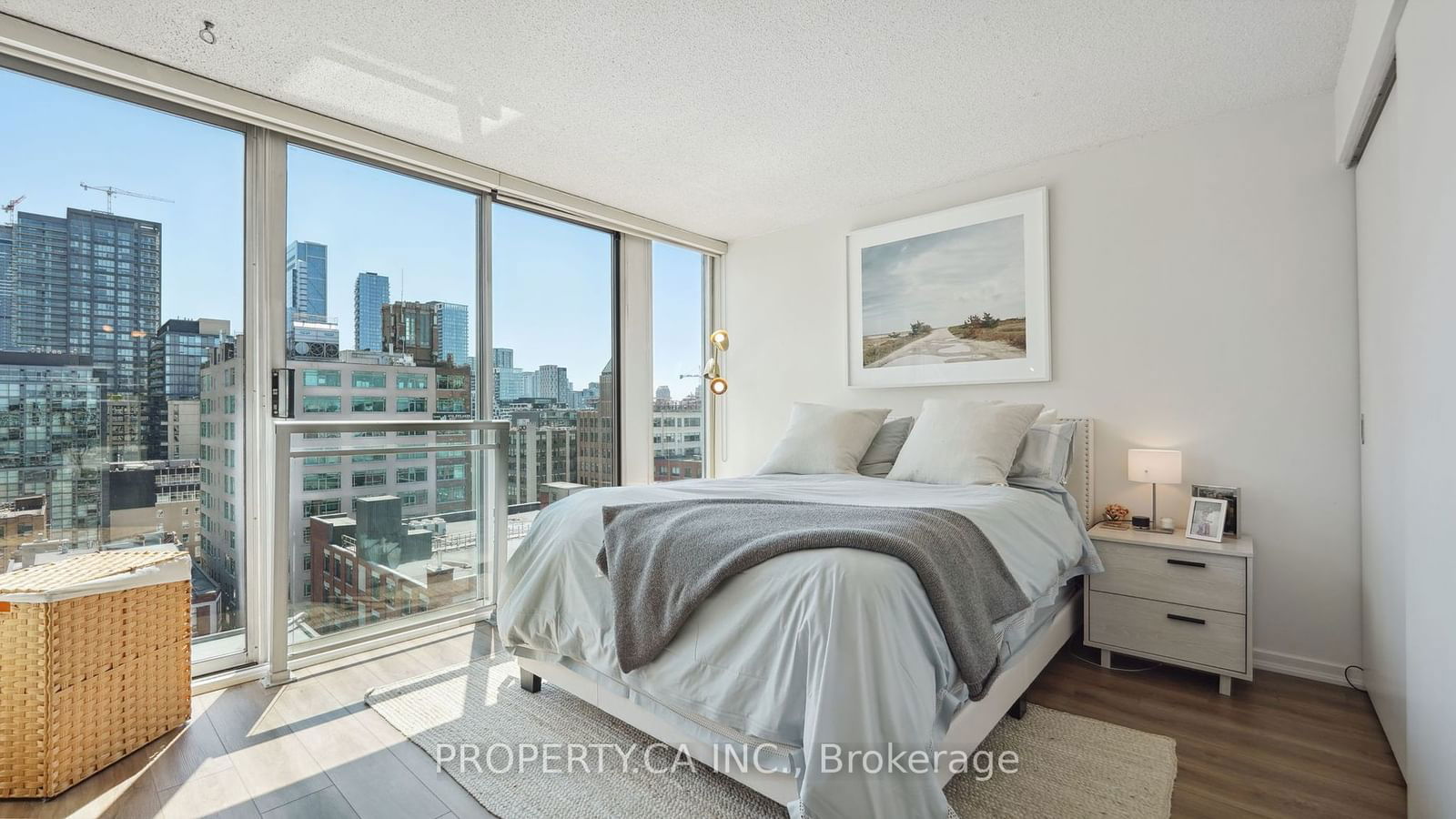 388 Richmond St W, unit 1110 for sale - image #10