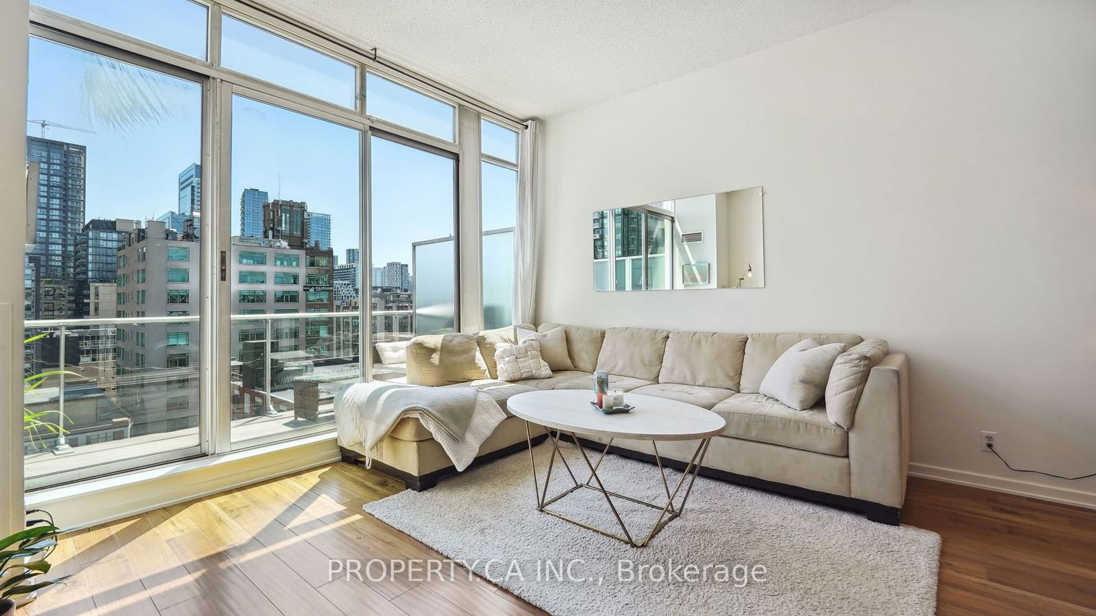 388 Richmond St W, unit 1110 for sale - image #6