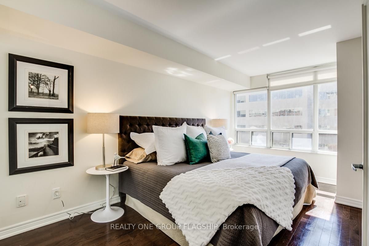 60 St Clair Ave W, unit 1006 for rent - image #10