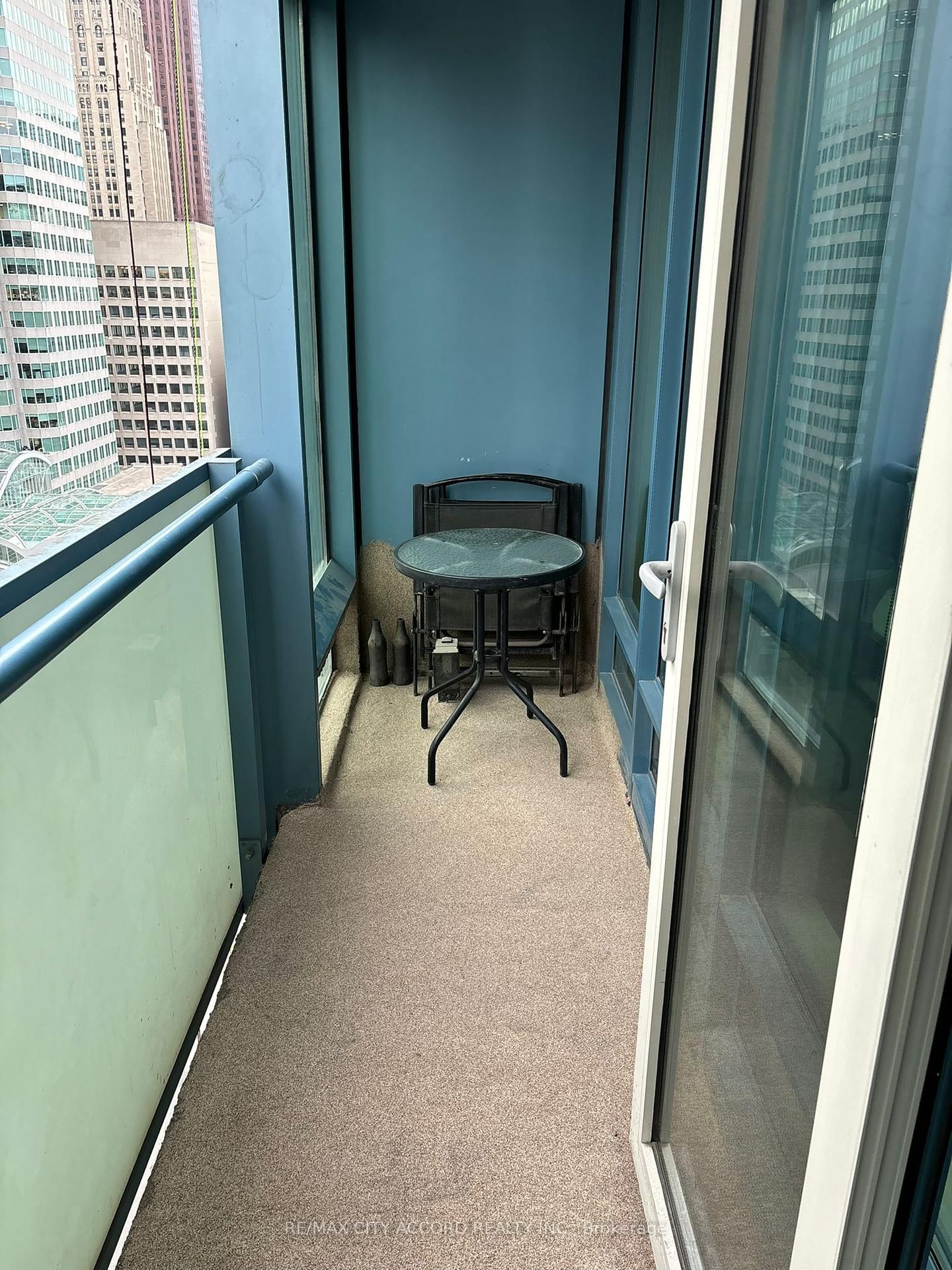 8 The Esplanade, unit 1703 for rent - image #2