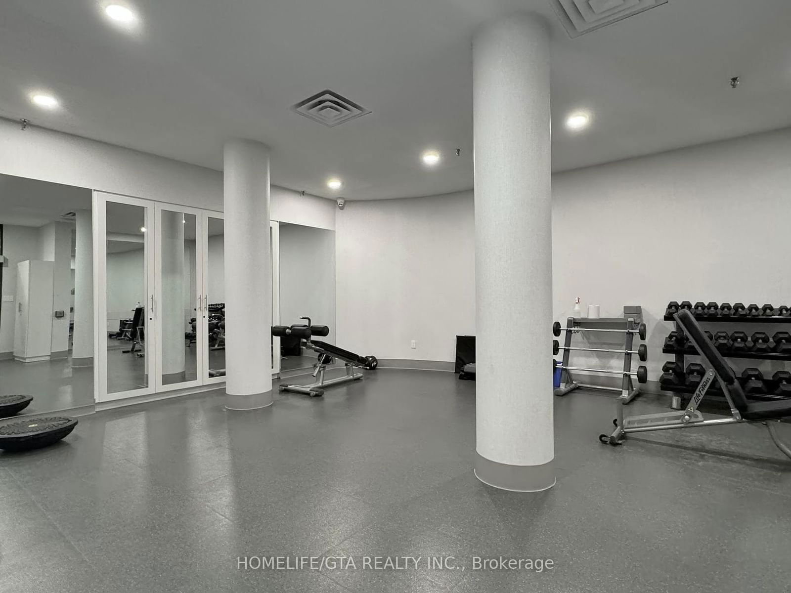 5460 Yonge St, unit #1402 for sale