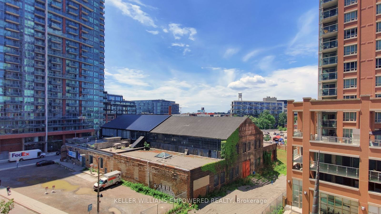 100 Western Battery Rd W, unit 418 for rent - image #25