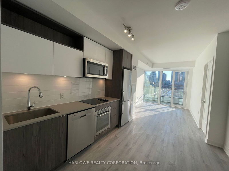 121 Lower Sherbourne St, unit 951 SW for rent - image #1