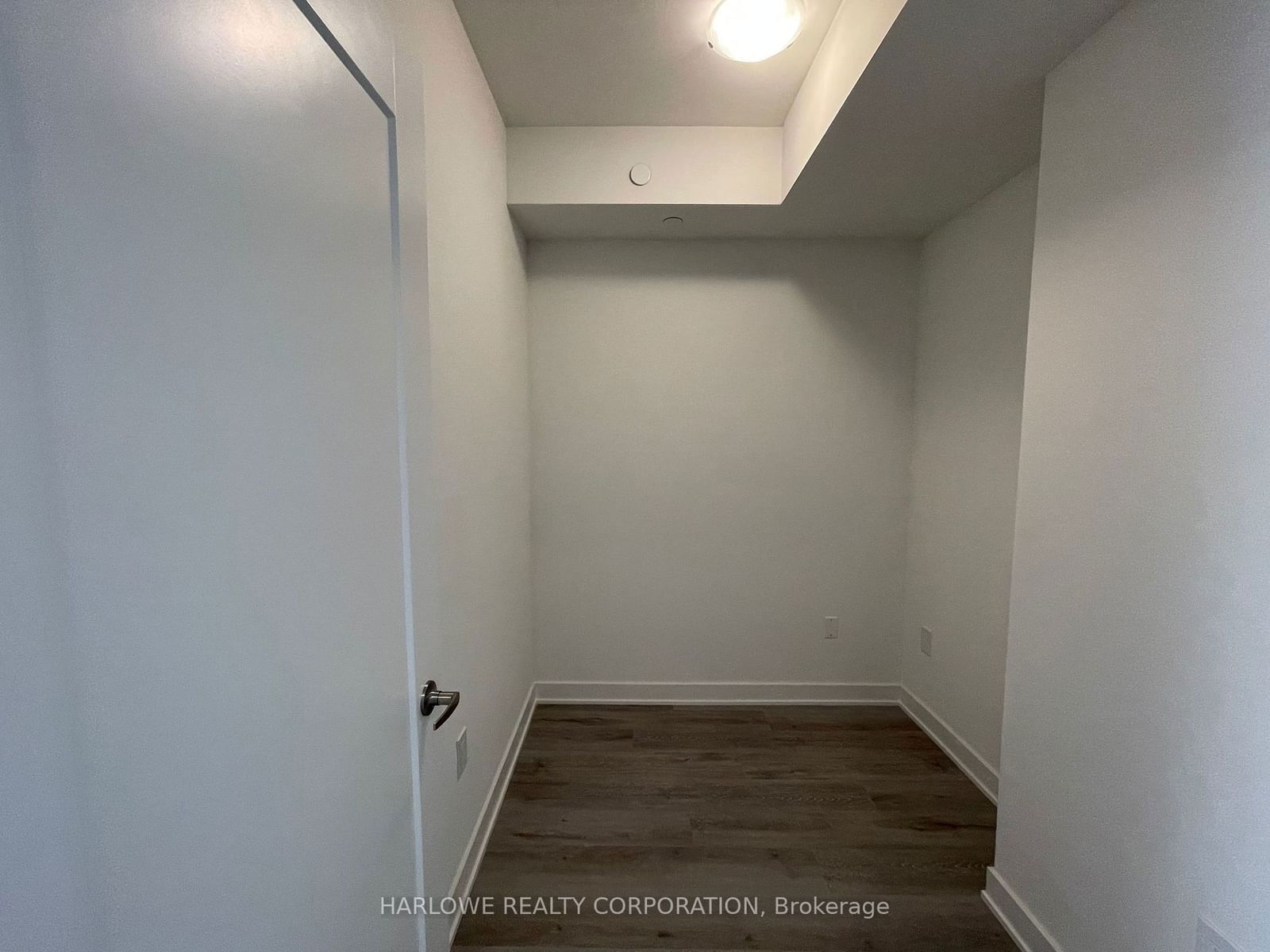 121 Lower Sherbourne St, unit 951 SW for rent - image #5