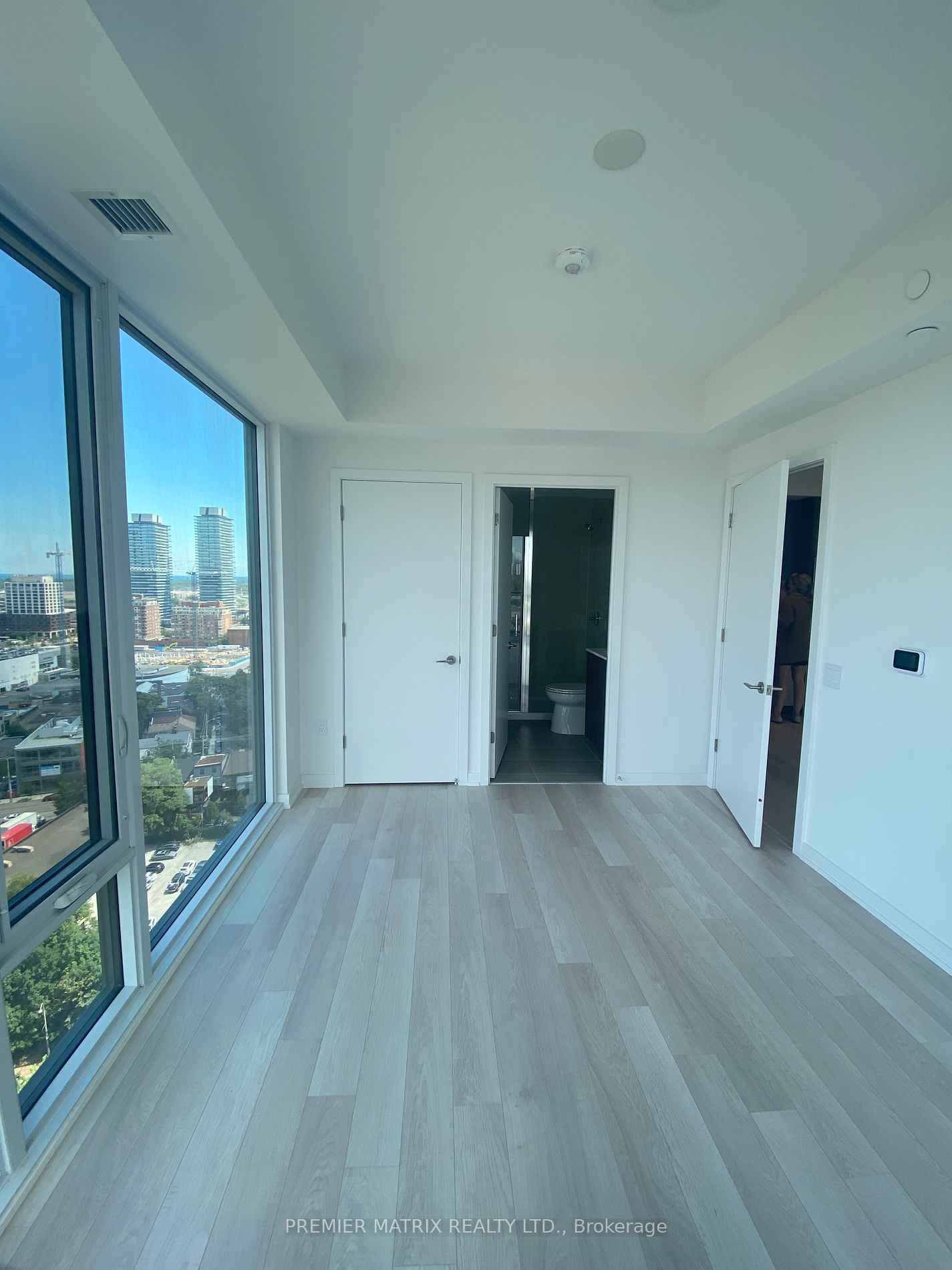 50 Power St, unit 1801 for rent