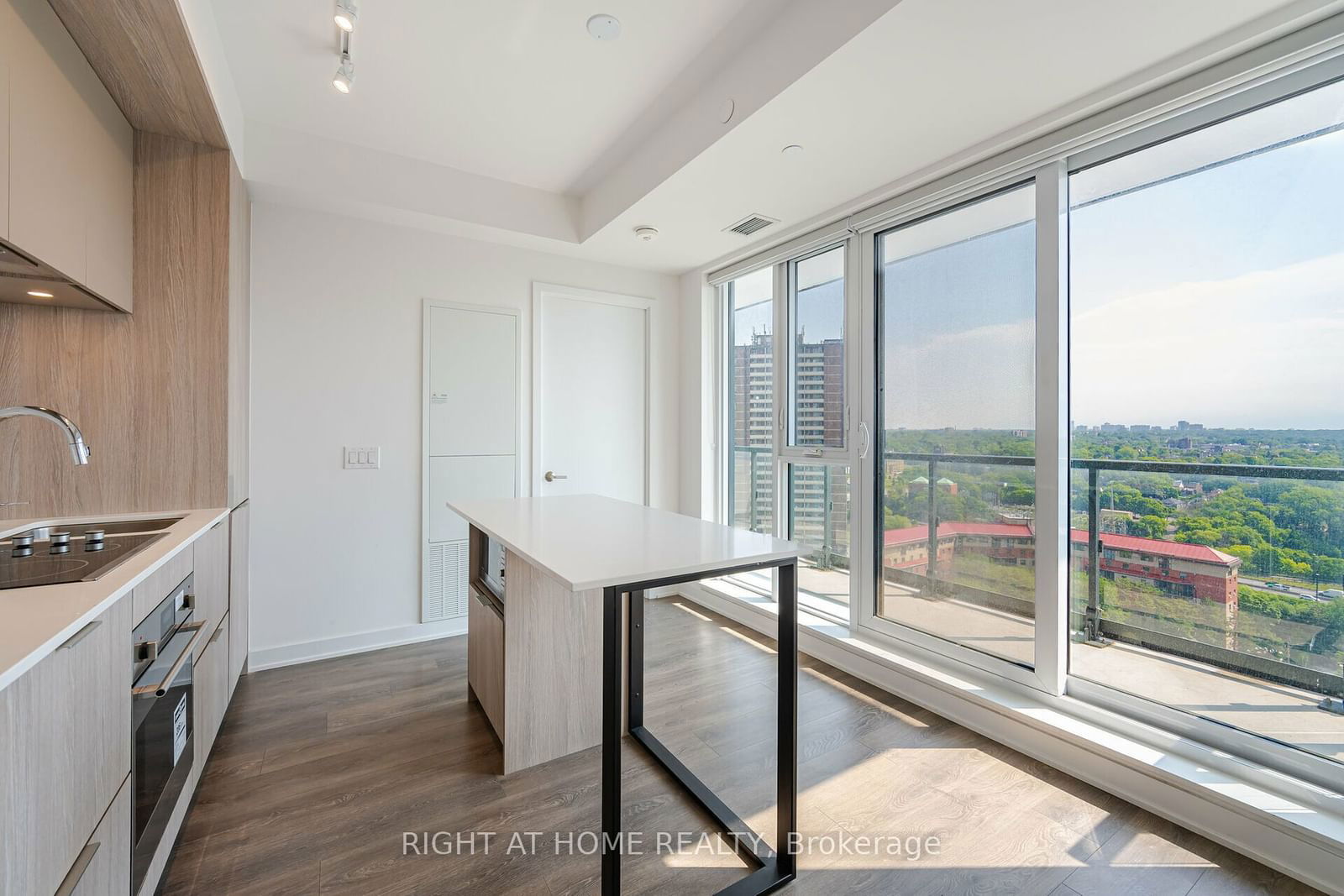 130 River St, unit 1510 for sale - image #17