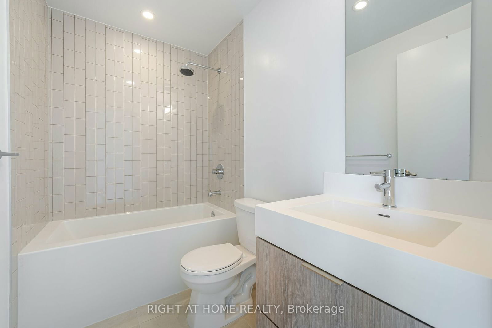 130 River St, unit 1510 for sale - image #25