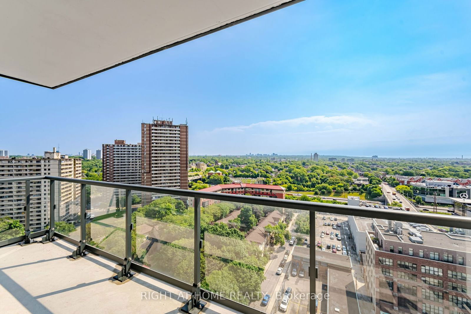 130 River St, unit 1510 for sale - image #27