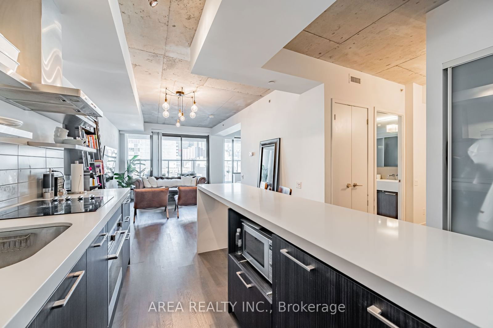 560 King St W, unit 610 for sale - image #3