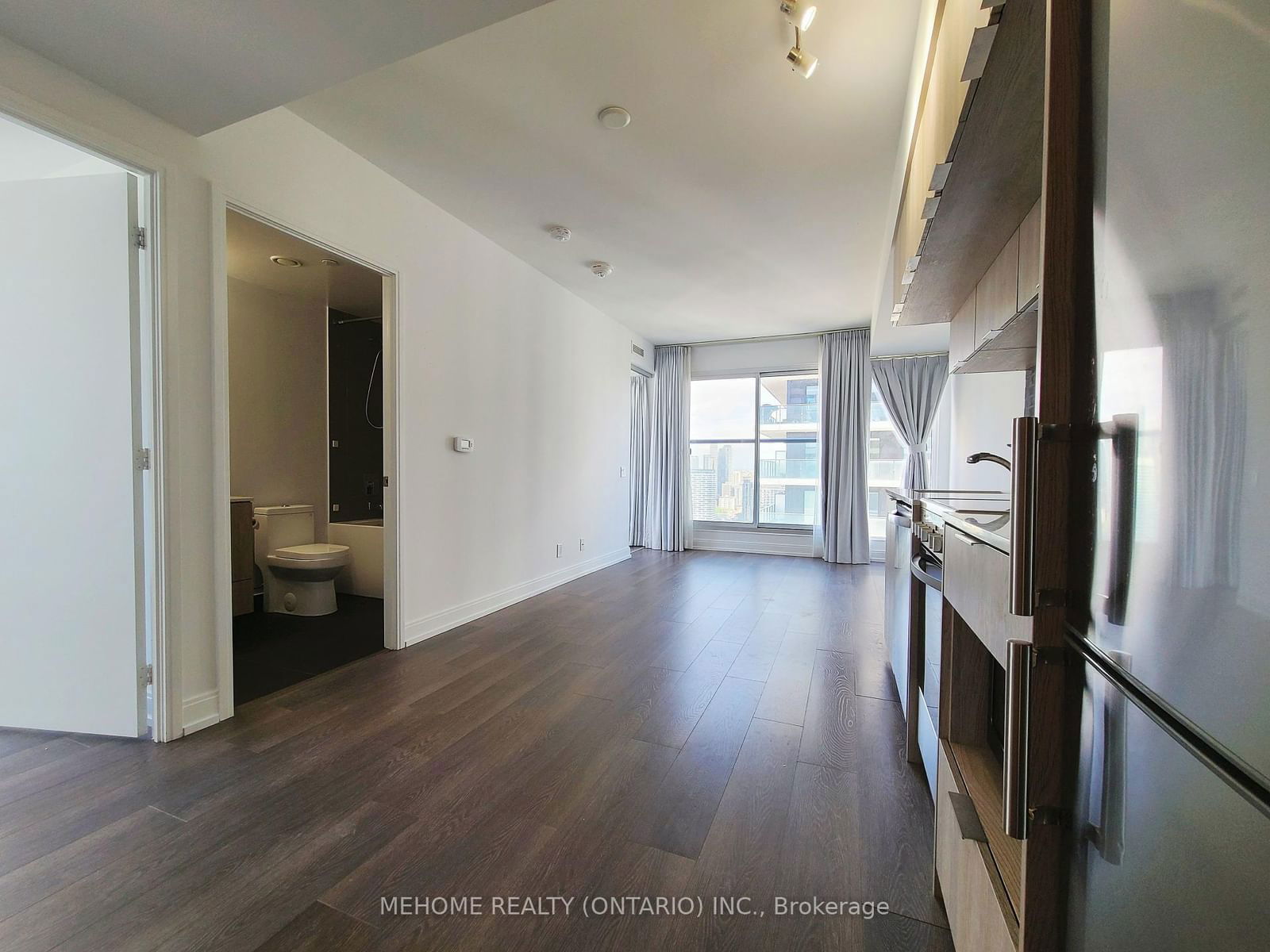 181 Dundas St E, unit 5111 for rent - image #10