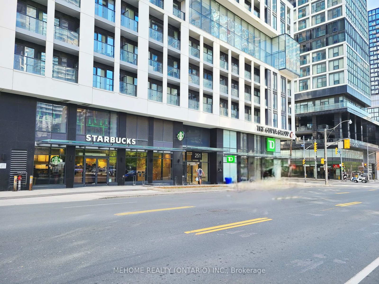 181 Dundas St E, unit 5111 for rent