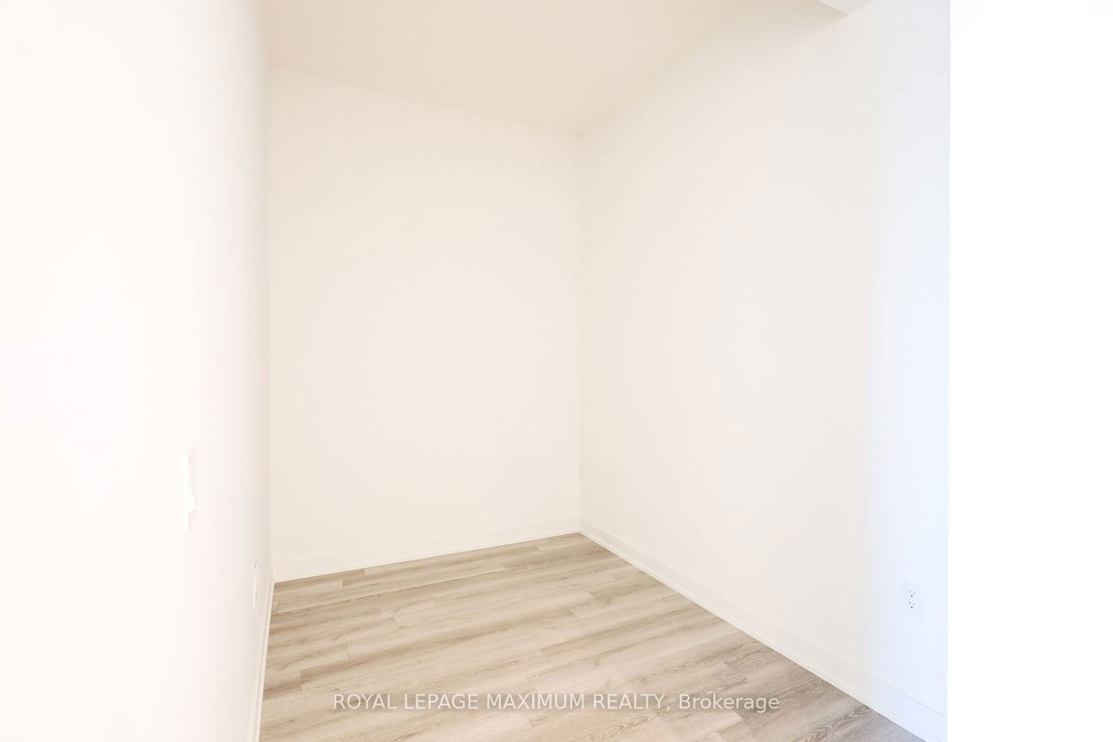 234 Simcoe St, unit 720 for sale - image #15