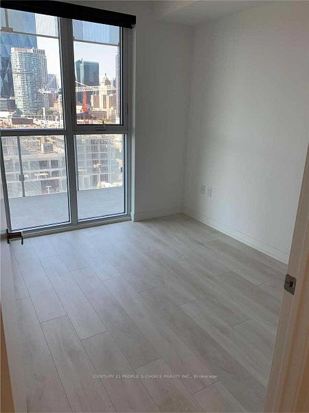 15 Lower Jarvis St, unit 905 for rent - image #8