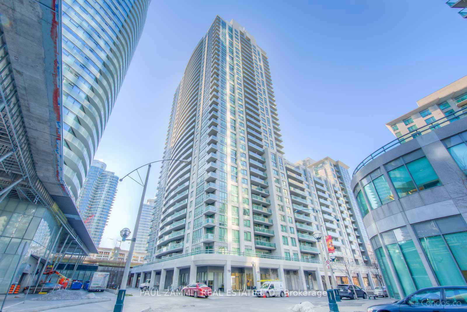 19 Grand Trunk Cres, unit 1107 for rent - image #1