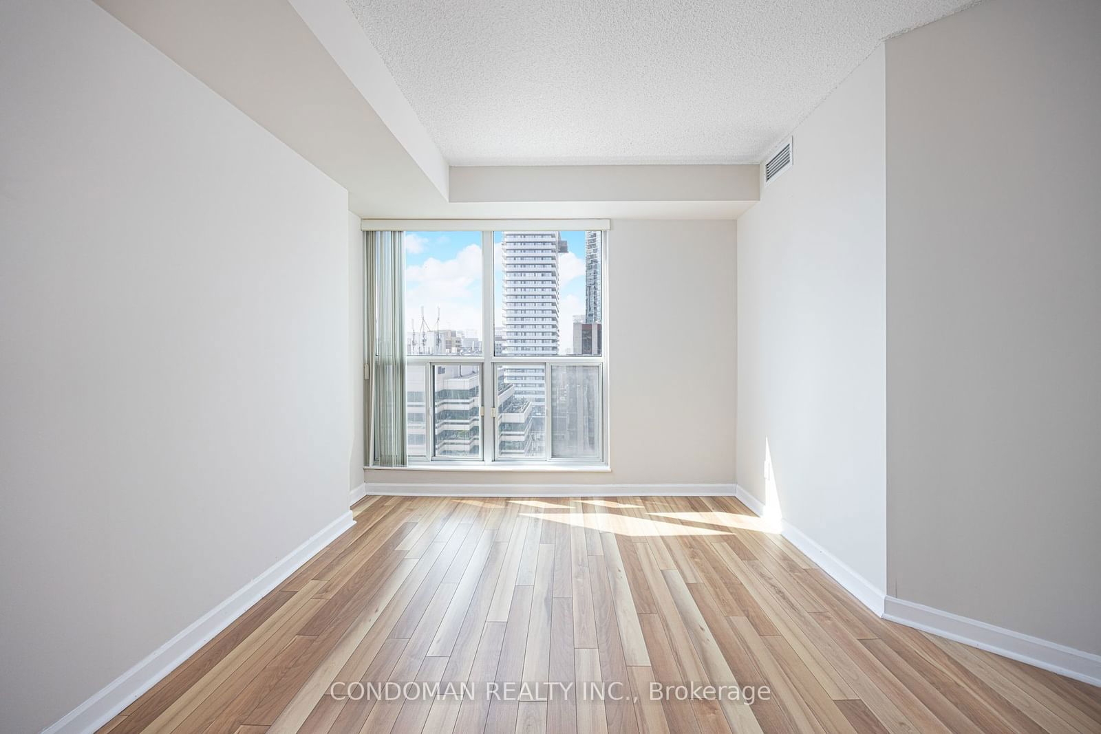 8 Park Rd, unit 2611 for rent - image #9