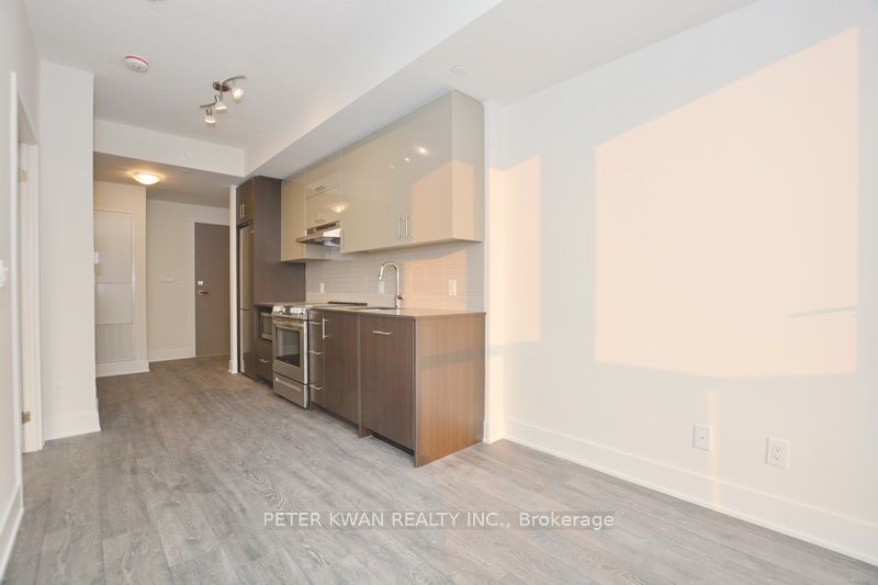 188 Fairview Mall Dr, unit 1102 for rent - image #6