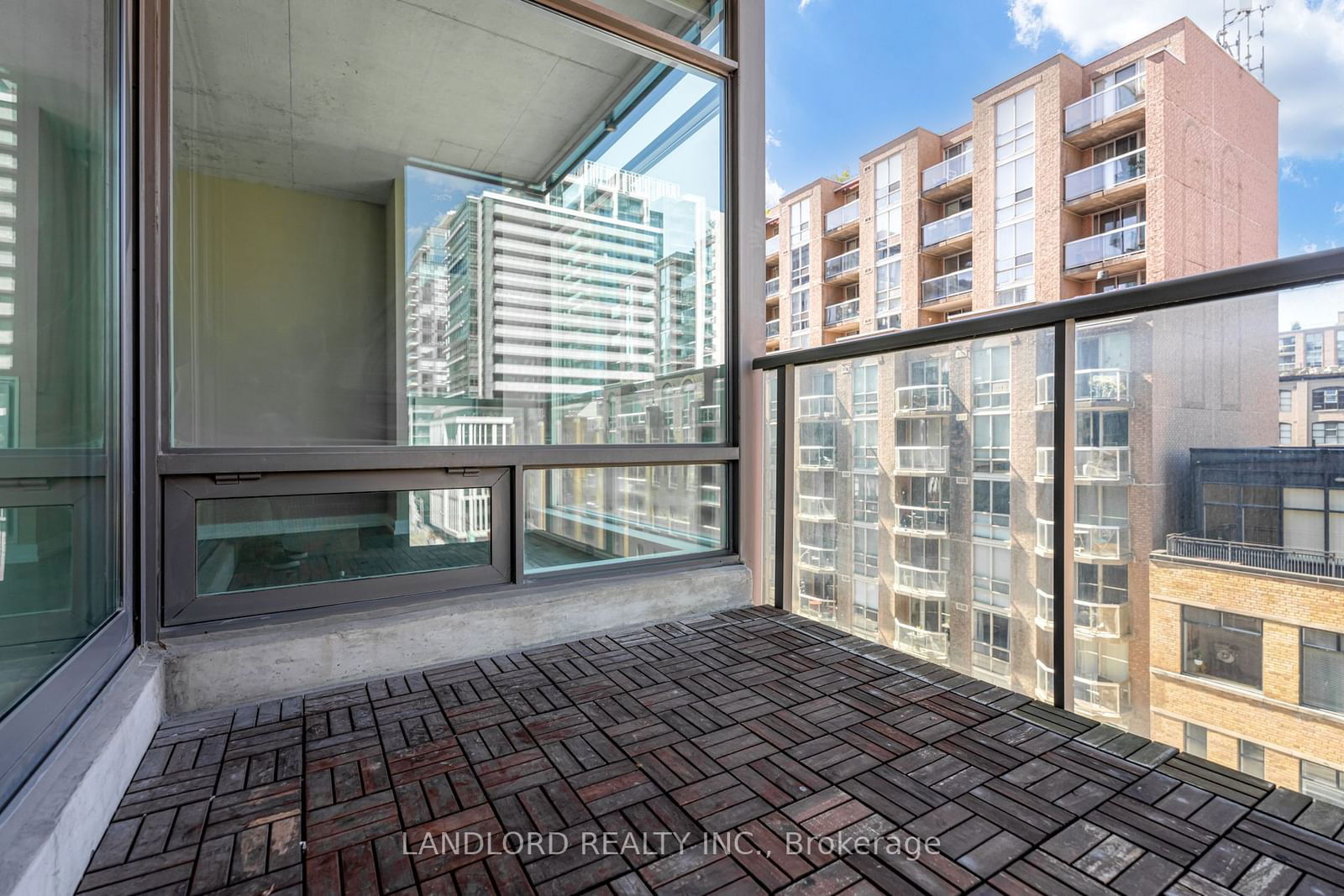 333 Adelaide St E, unit 504 for sale