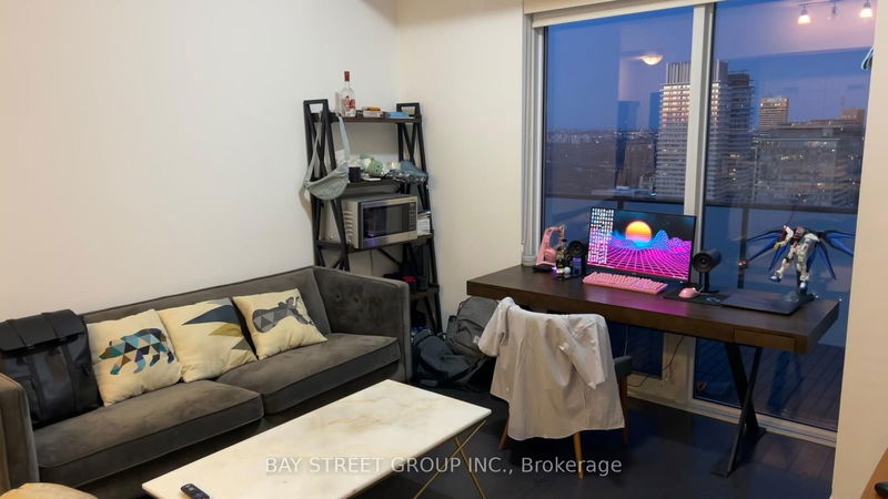 1080 Bay St, unit 5009 for rent - image #1