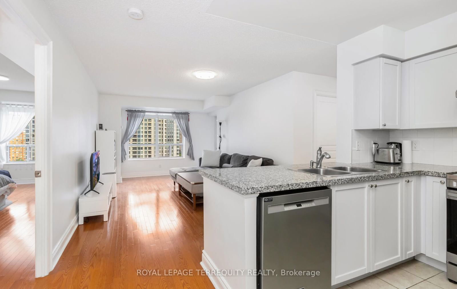 8 Mckee Ave, unit 1408 for sale - image #8