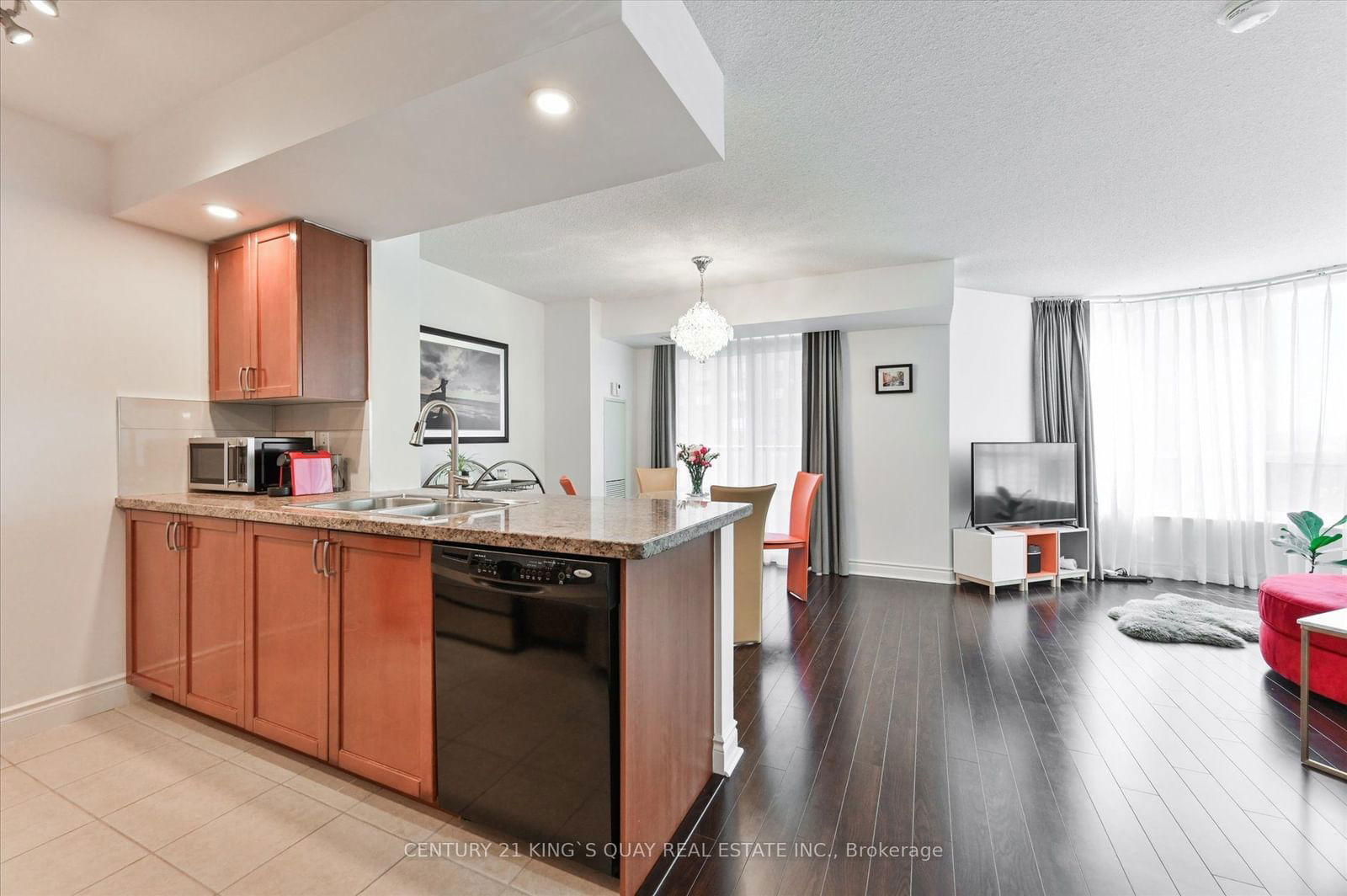 500 Doris Ave, unit 529 for sale - image #7