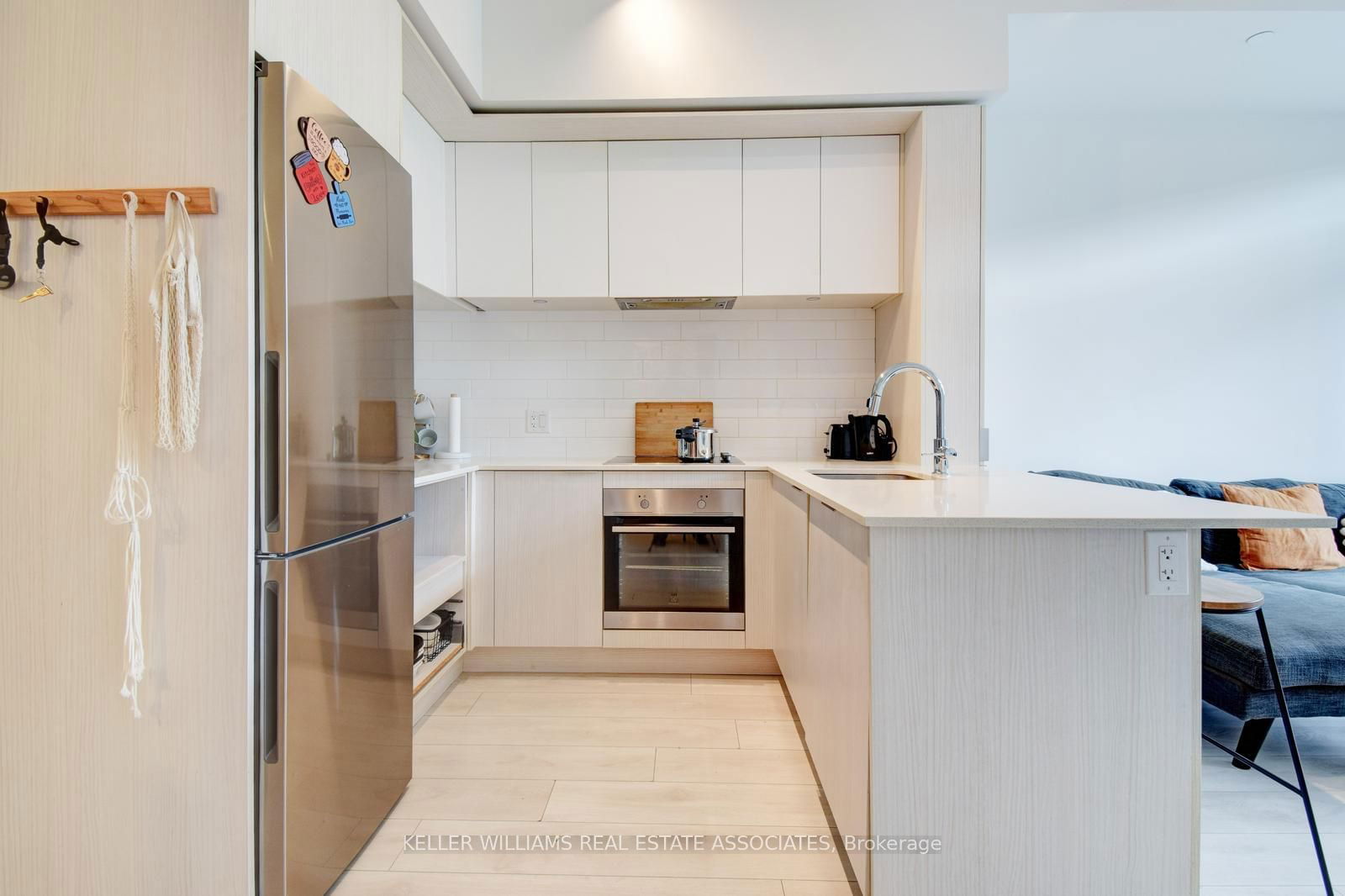 225 Sumach St, unit 201 for sale - image #12