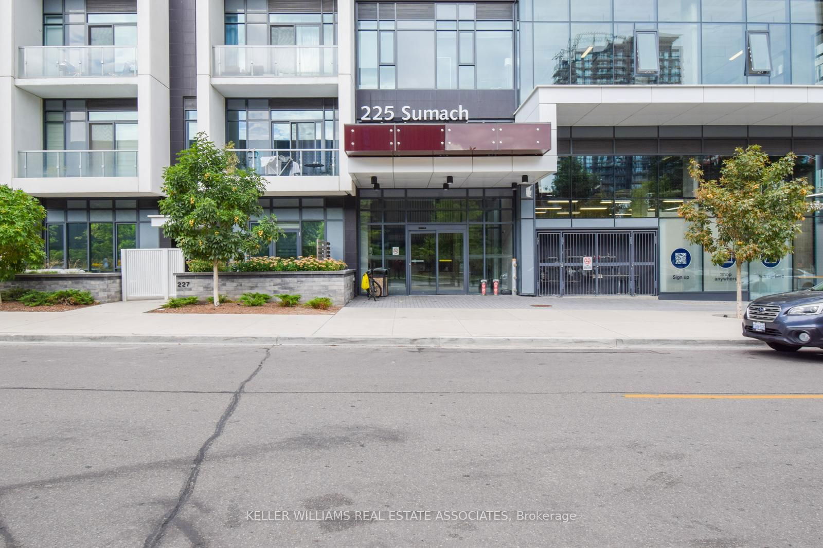 225 Sumach St, unit 201 for sale - image #2