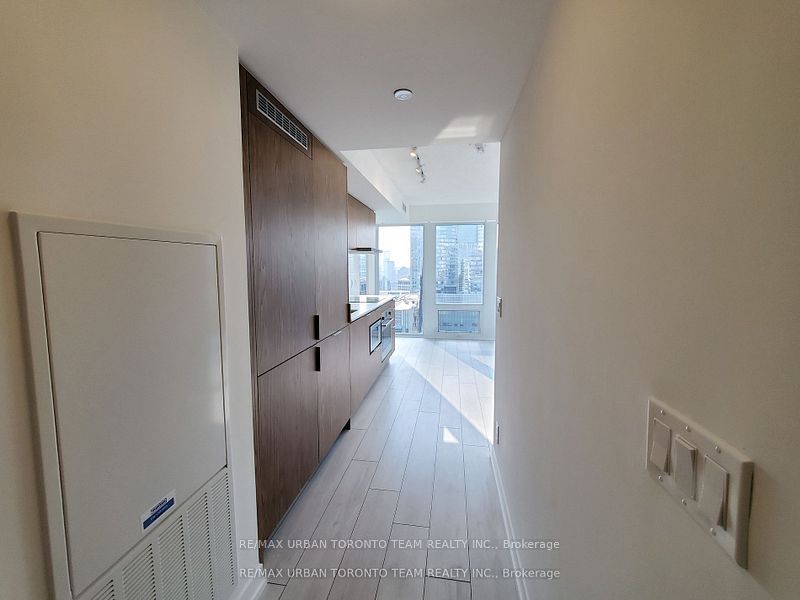 60 Shuter St, unit 2508 for rent - image #19