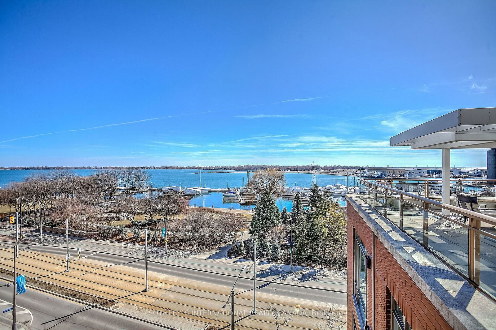 500 Queens Quay W, unit 912E for rent