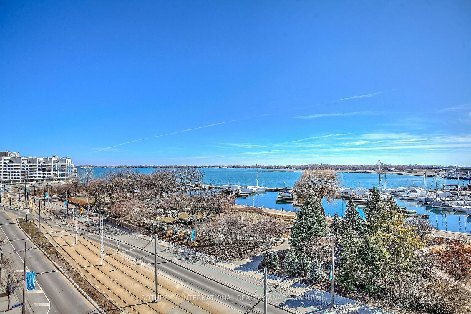 500 Queens Quay W, unit 912E for rent