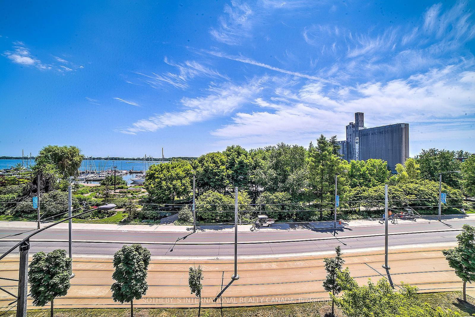 500 Queens Quay W, unit 912E for rent