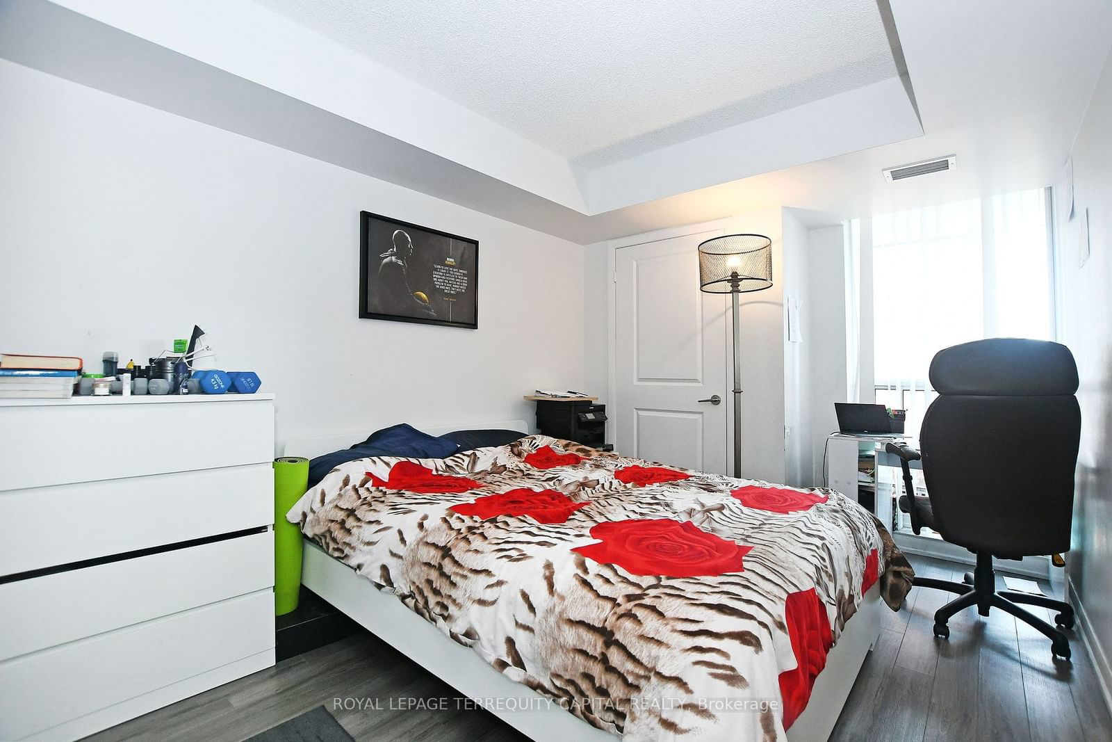 4978 Yonge St, unit 2002 for sale