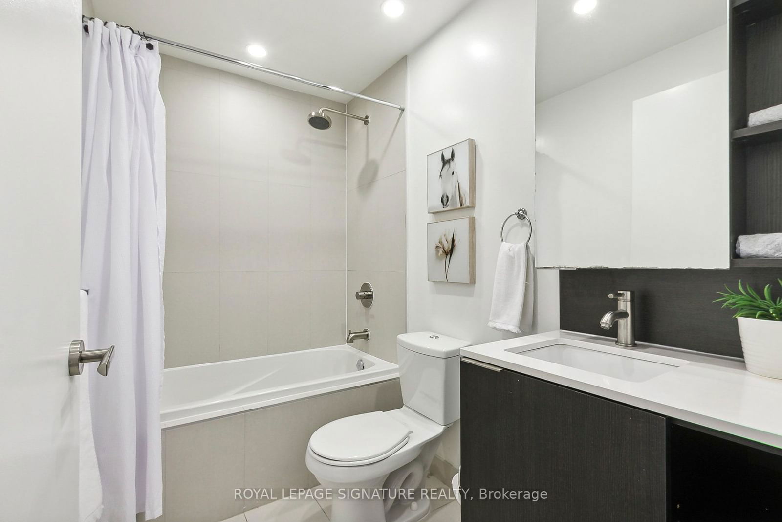 170 Sumach St, unit 510 for sale - image #26