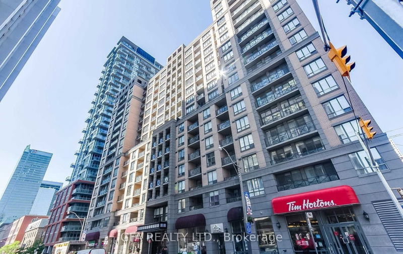 140 Simcoe St, unit 1319 for sale - image #1