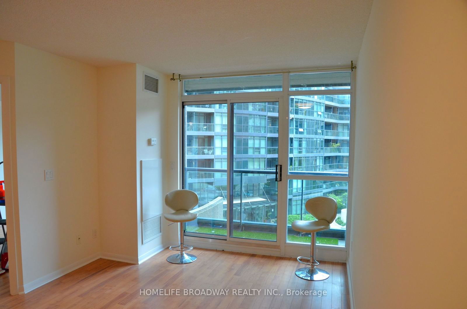 219 Fort York Blvd, unit 418 for sale