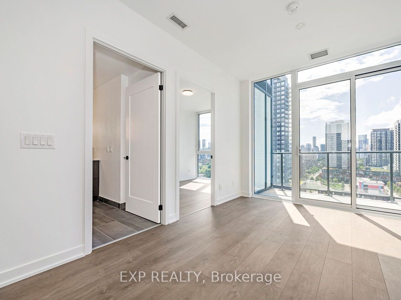 5 Defries St, unit 1201 for rent - image #13