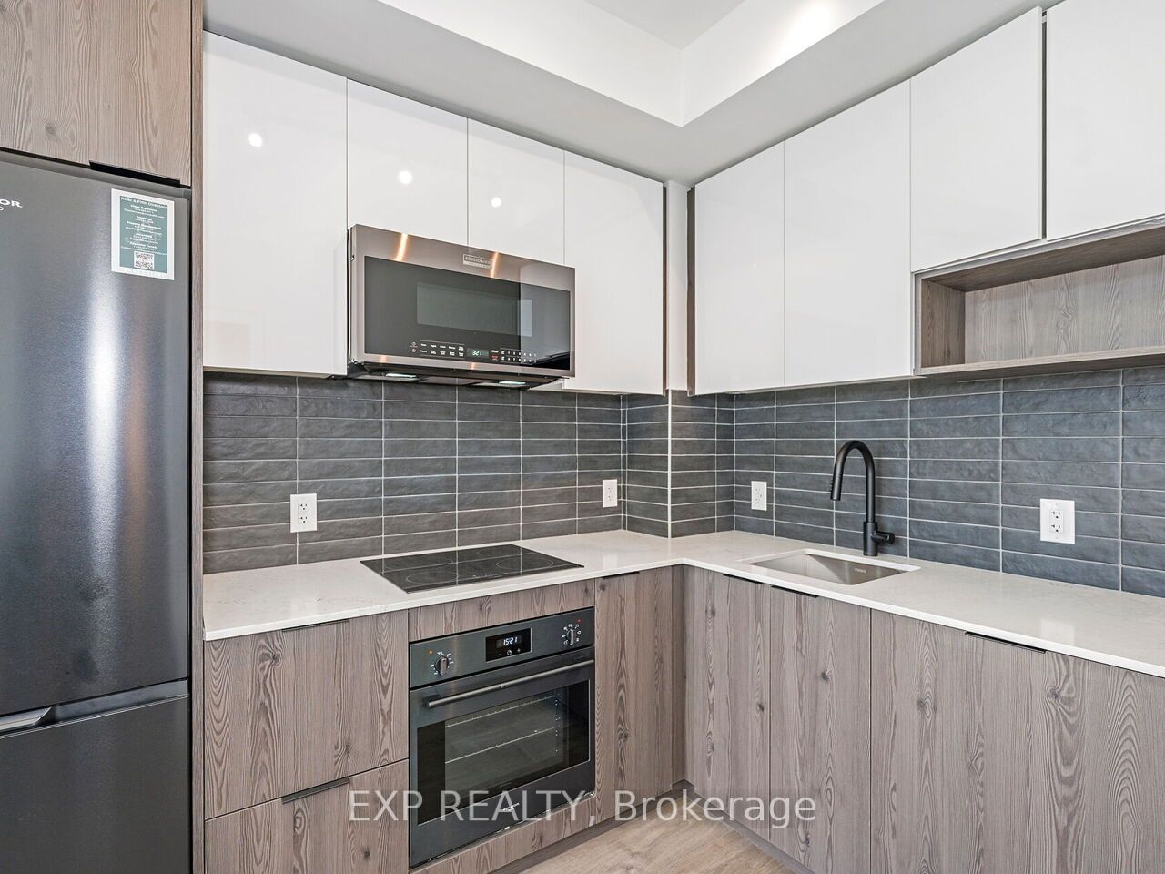 5 Defries St, unit 1201 for rent - image #7