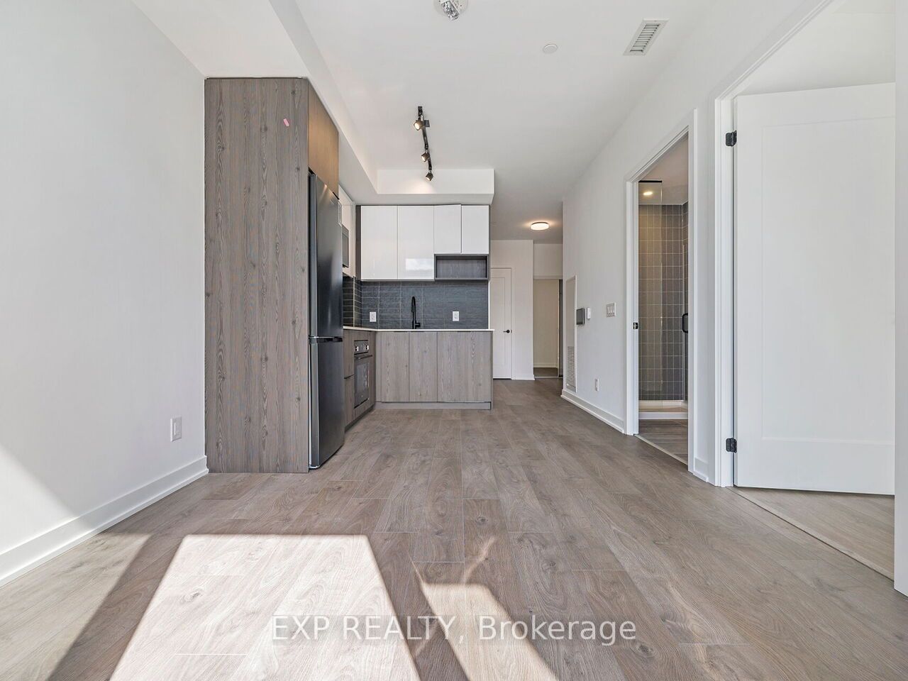 5 Defries St, unit 1201 for rent - image #9