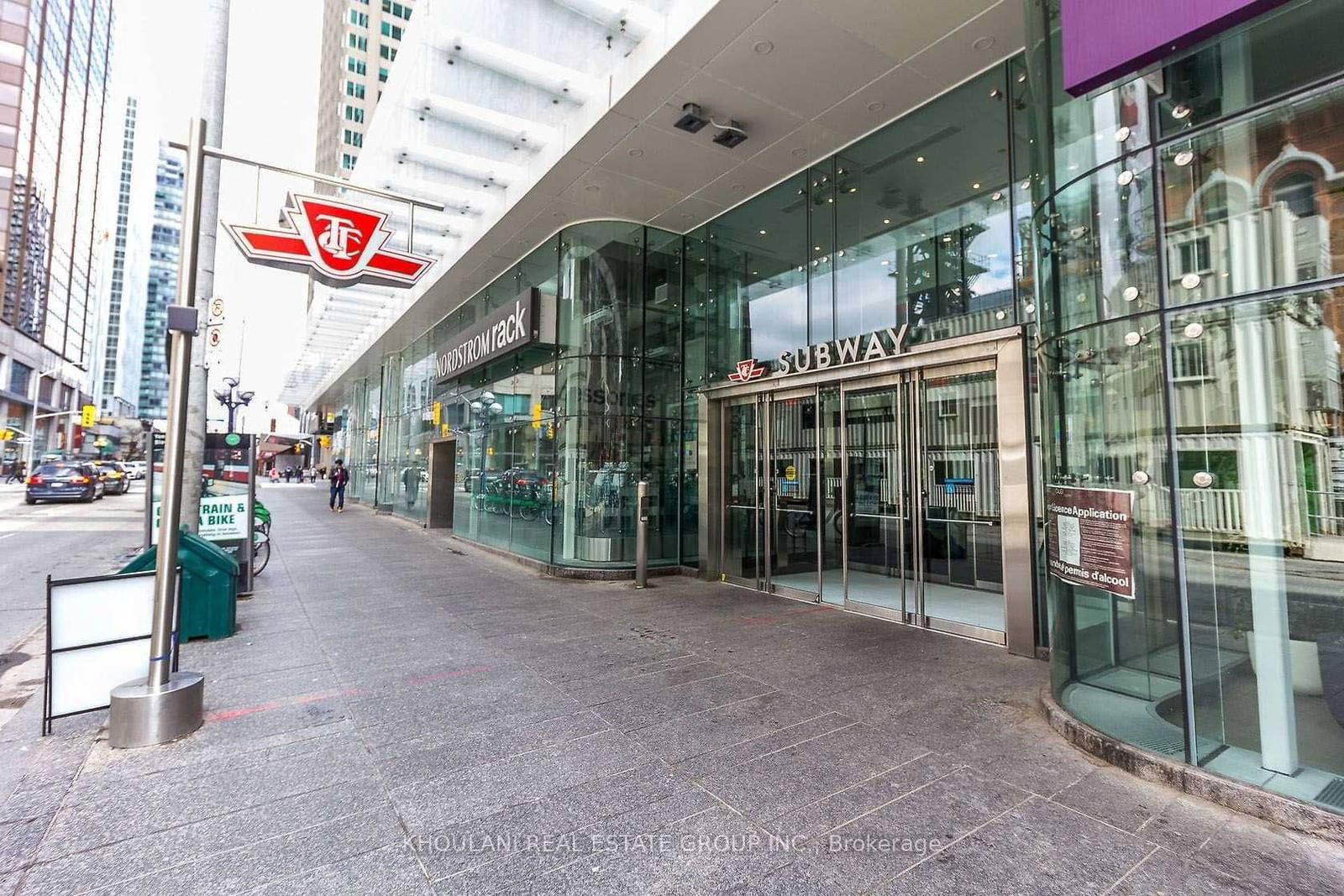 1 Bloor St E, unit 4101 for rent - image #38