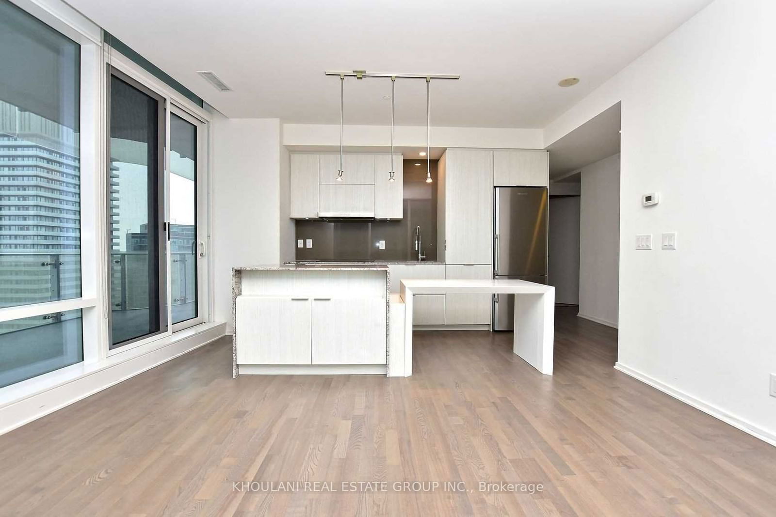 1 Bloor St E, unit 4101 for rent - image #4