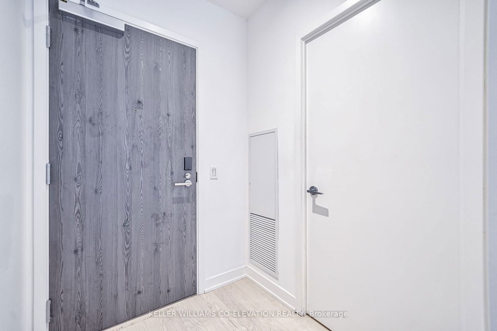 25 Richmond St E, unit 423 for sale - image #5