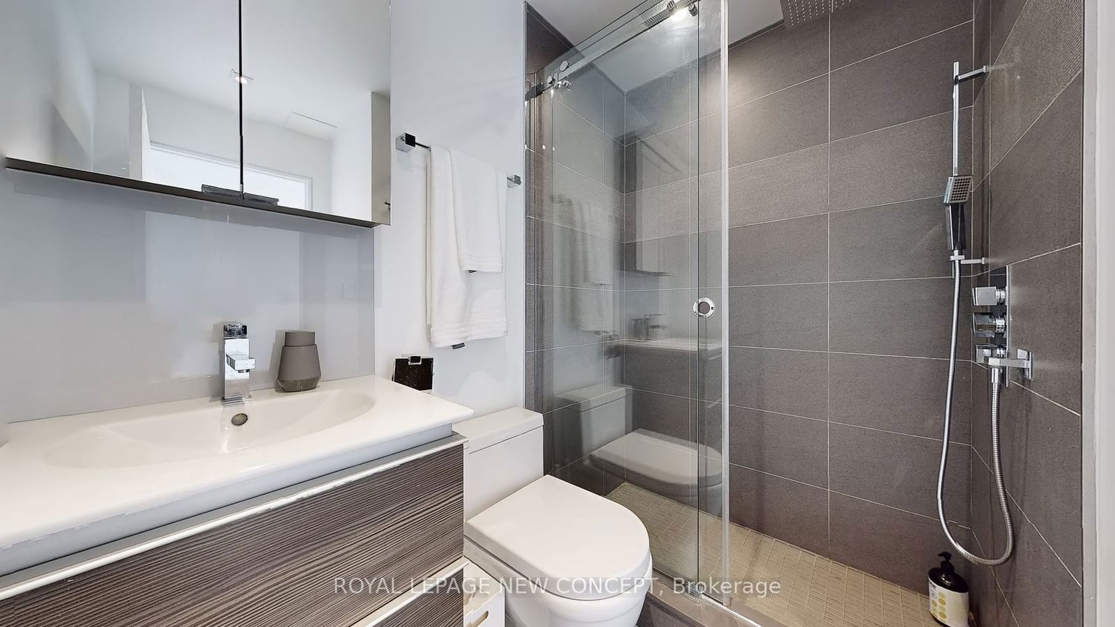 1 Watergarden Way, unit 501 for sale