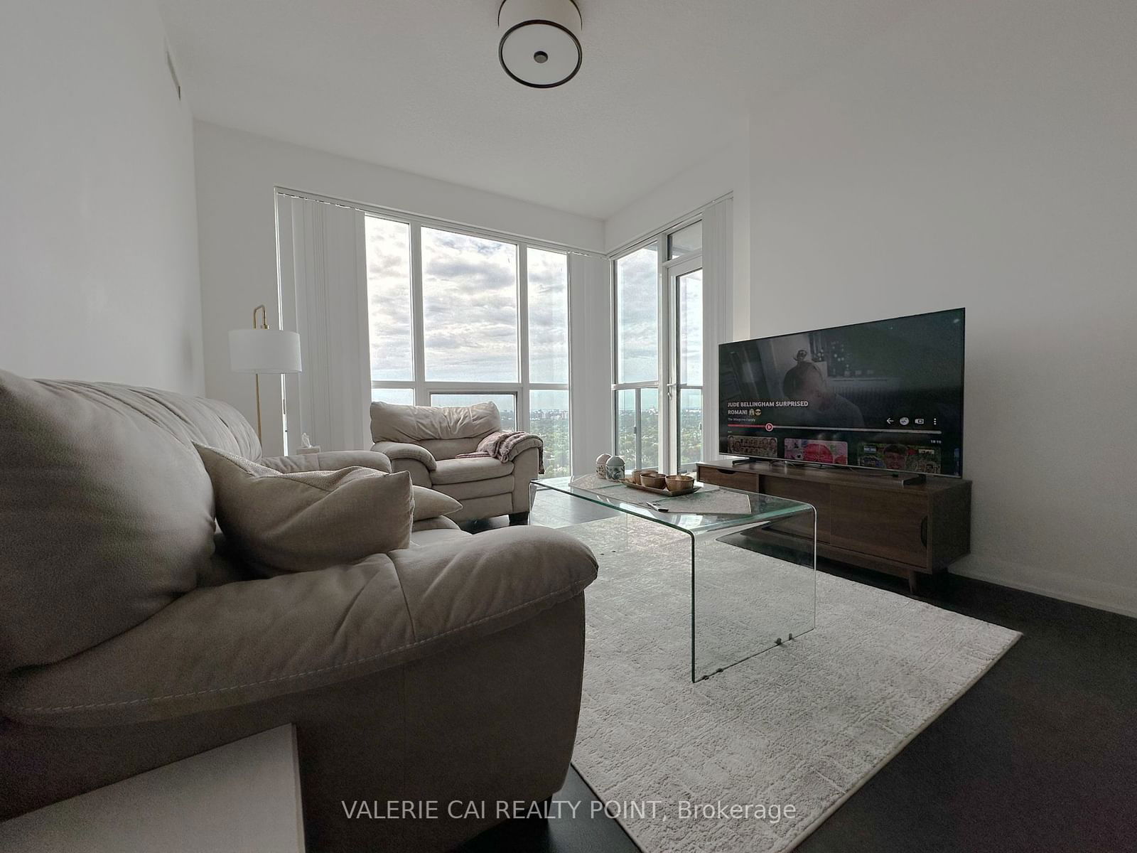 5162 Yonge St, unit LPH609 for sale - image #4