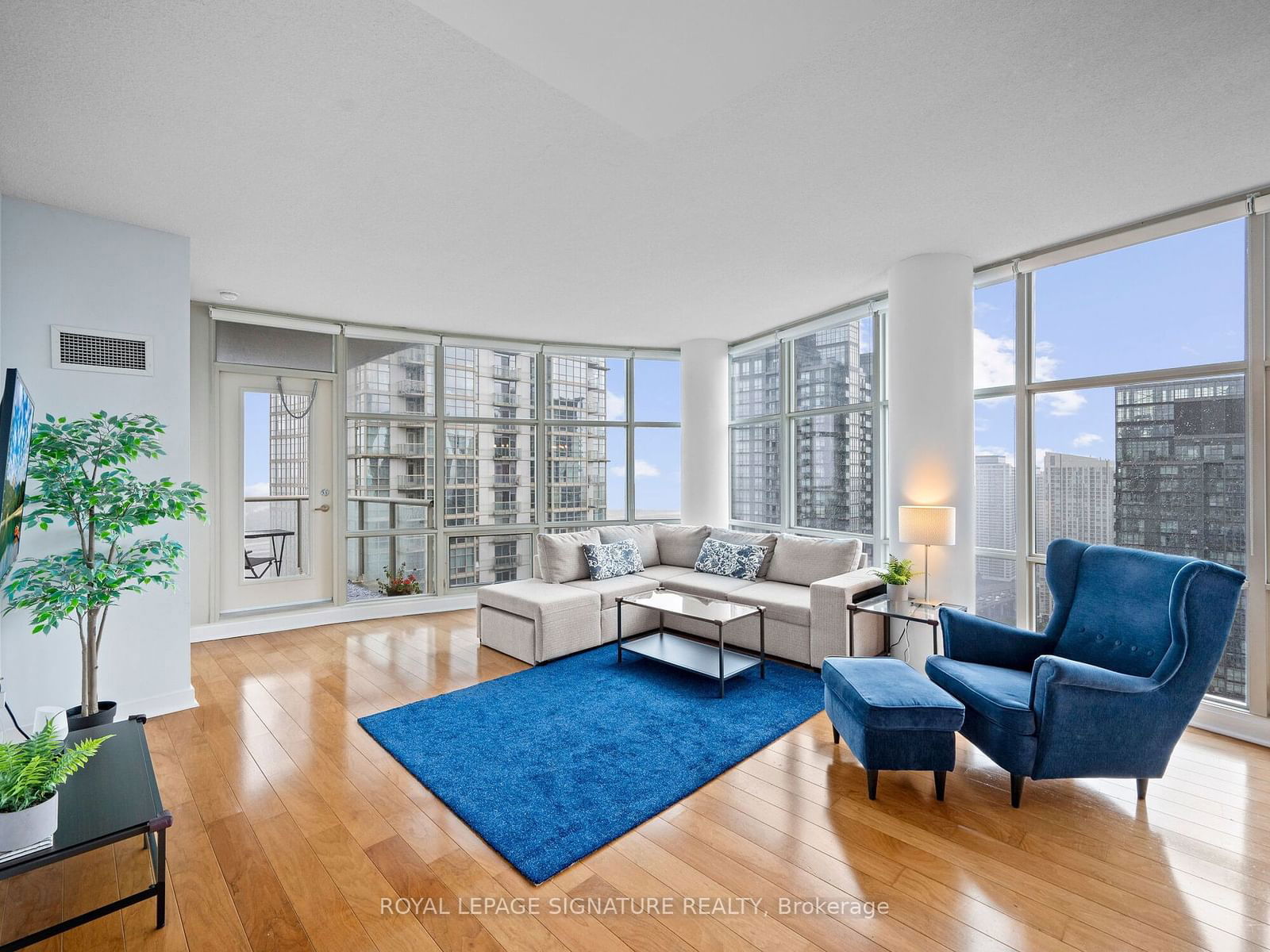 10 Navy Wharf Crt, unit 4509 for sale - image #15