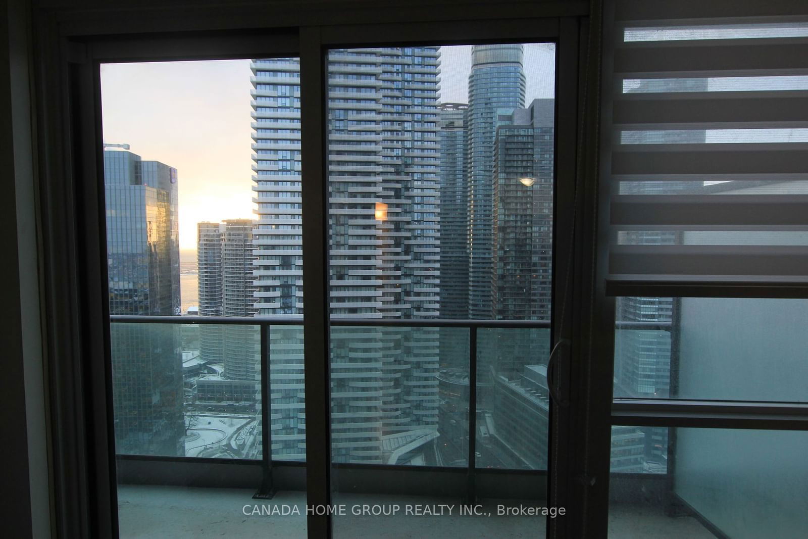 33 Bay St, unit 3601 for rent - image #12