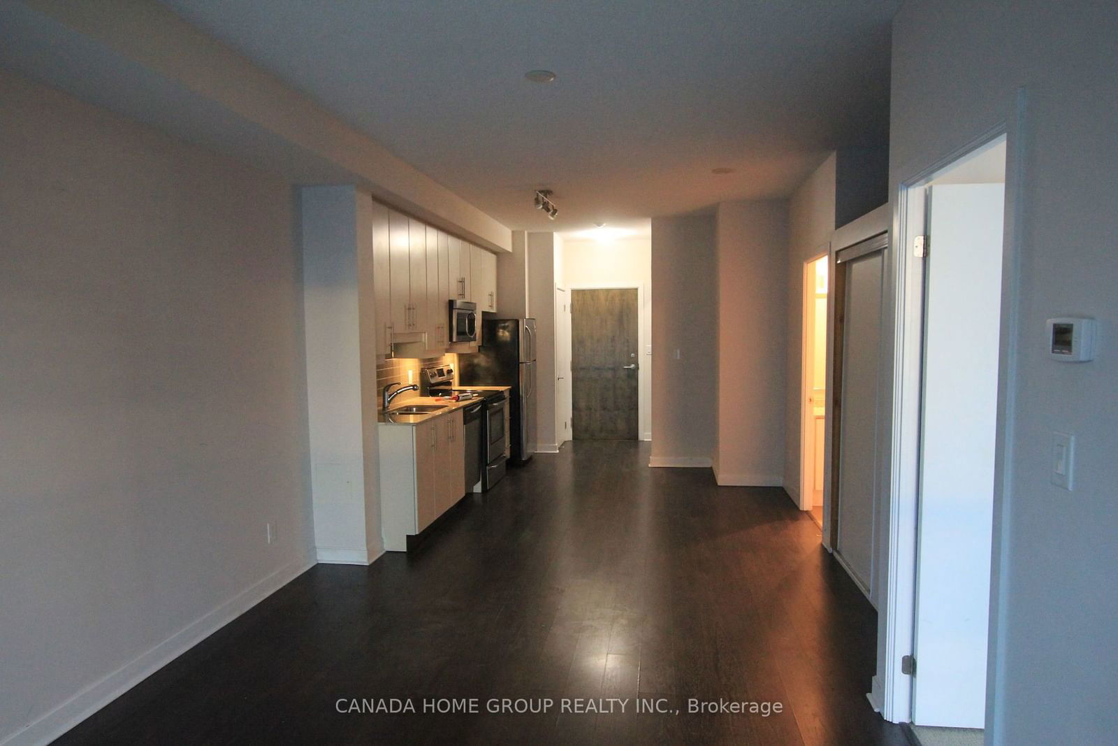 33 Bay St, unit 3601 for rent