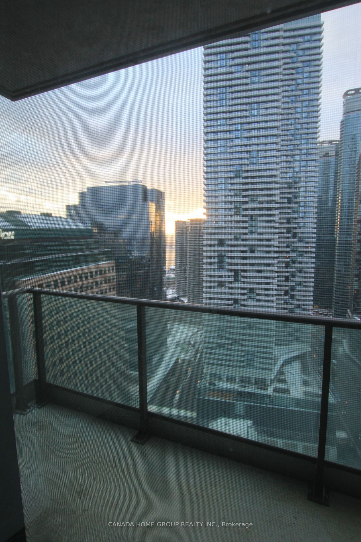 33 Bay St, unit 3601 for rent - image #8