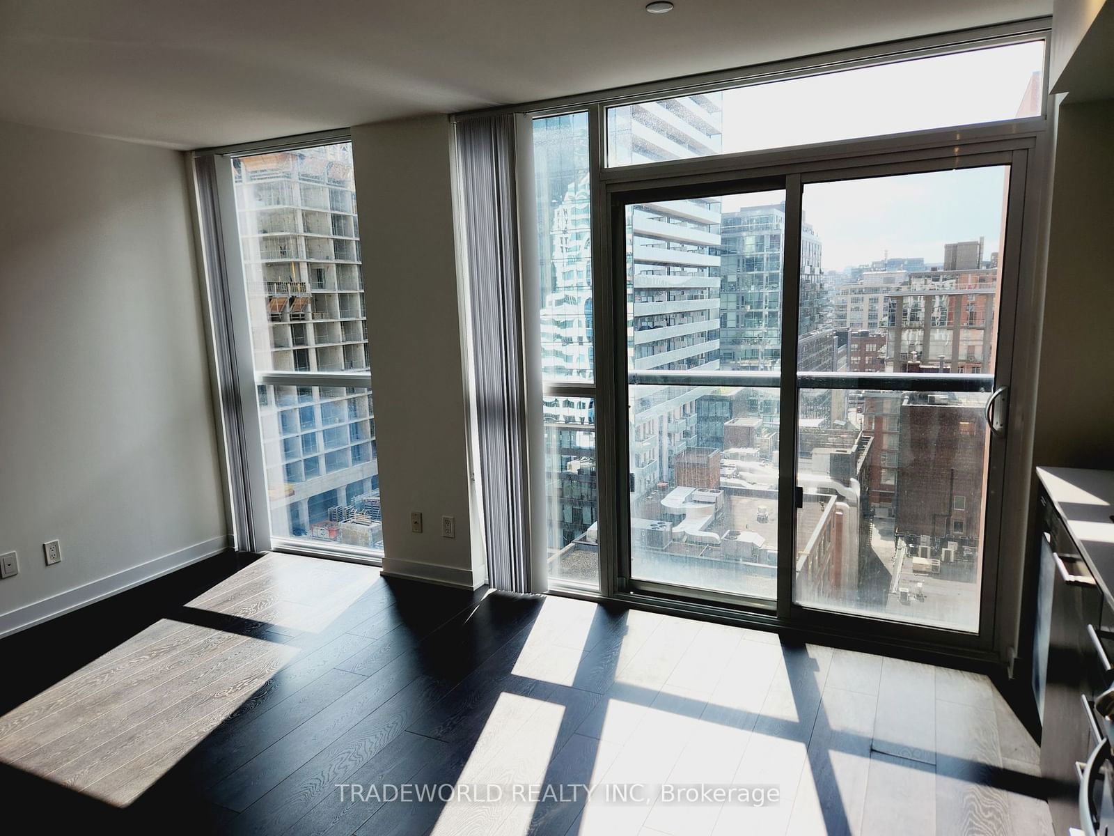 87 PETER St, unit 1209 for sale - image #8