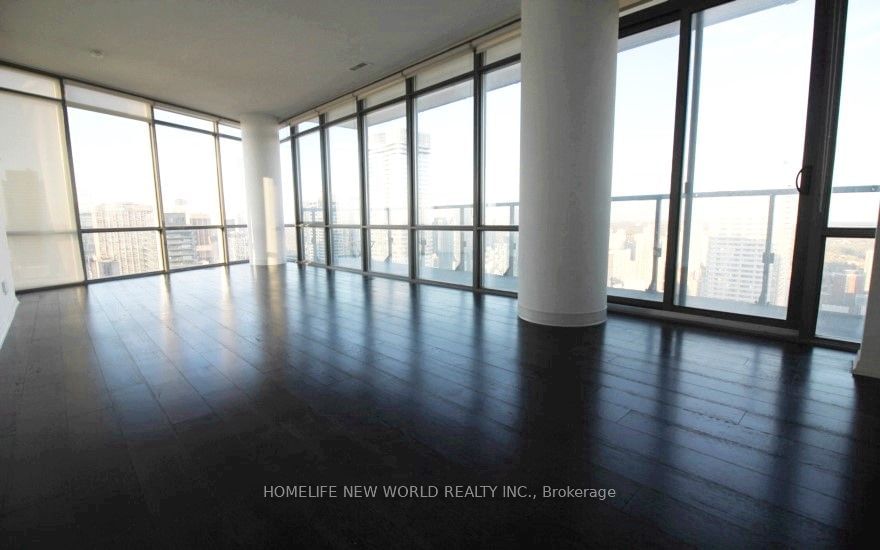 832 Bay St, unit 4605 for rent - image #3